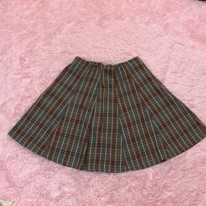 Subdued plaid skirt